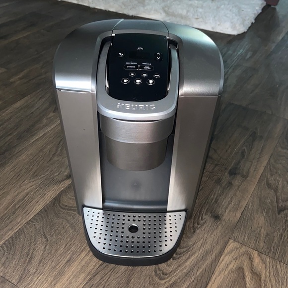 Keurig K-Elite Single Serve Coffee Maker